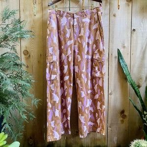 BP WIDE LEG CAMO CARGO PANTS